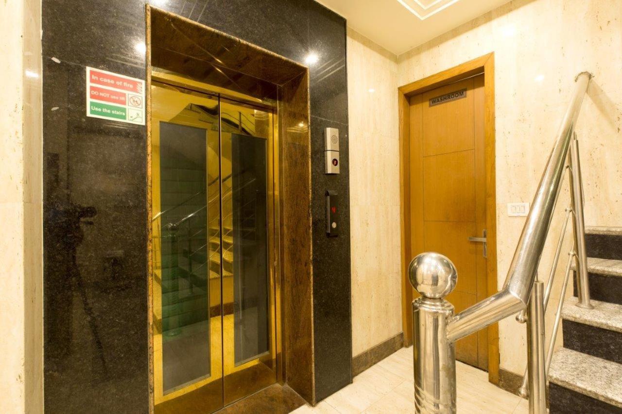 Hotel Viva Palace By Opo Nuova Delhi Esterno foto